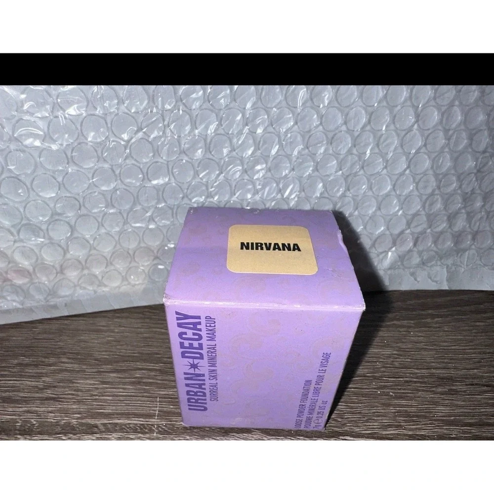 Urban Decay Surreal Skin Mineral Makeup Loose Powder Foundation Nirvana y2k face